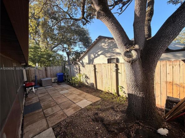 9601 NW 16th Street, Pembroke Pines FL 33024