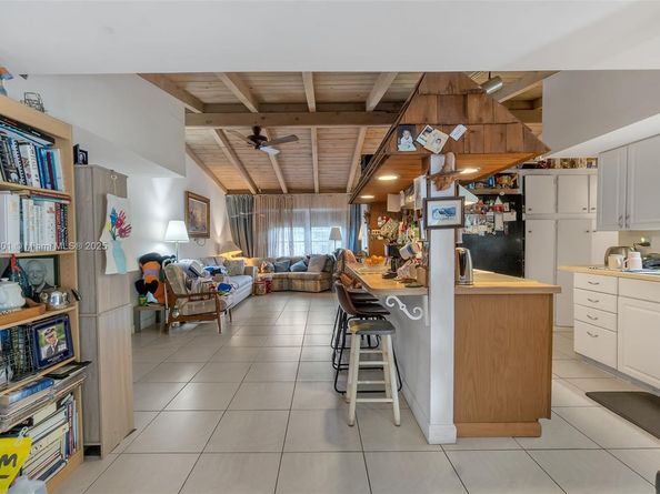 2631 Flamingo Ln, Fort Lauderdale FL 33312