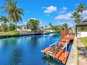 2631 Flamingo Ln, Fort Lauderdale FL 33312