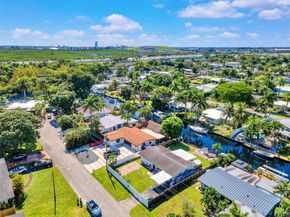 2631 Flamingo Ln, Fort Lauderdale FL 33312