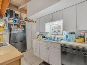 2631 Flamingo Ln, Fort Lauderdale FL 33312
