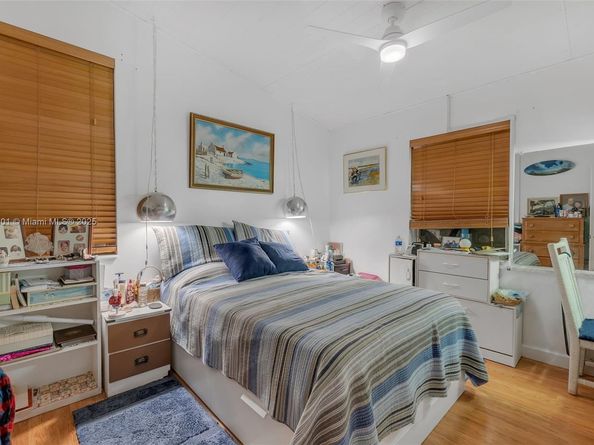 2631 Flamingo Ln, Fort Lauderdale FL 33312