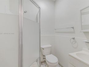 9610 SW 16th St, Miami FL 33165