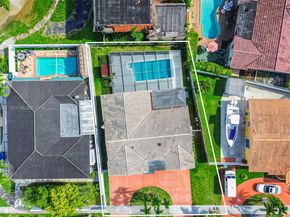 9610 SW 16th St, Miami FL 33165