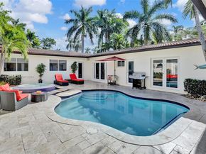1017 Tyler St, Hollywood FL 33019