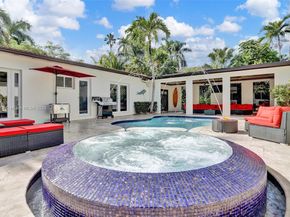 1017 Tyler St, Hollywood FL 33019