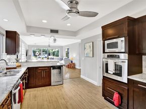 1017 Tyler St, Hollywood FL 33019