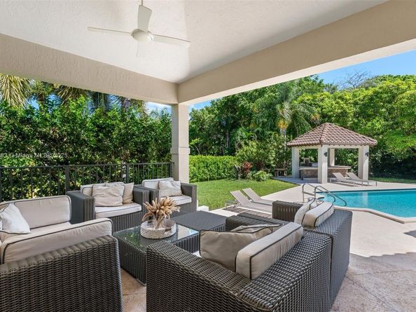 12801 Old Cutler Rd, Pinecrest FL 33156