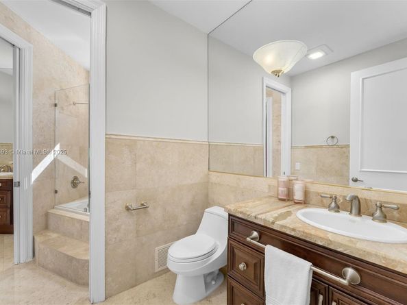 12801 Old Cutler Rd, Pinecrest FL 33156