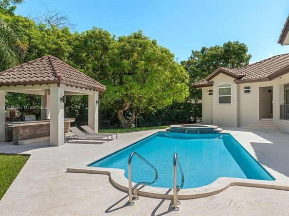 12801 Old Cutler Rd, Pinecrest FL 33156