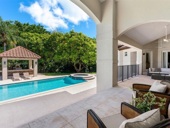 12801 Old Cutler Rd, Pinecrest FL 33156