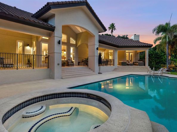 12801 Old Cutler Rd, Pinecrest FL 33156