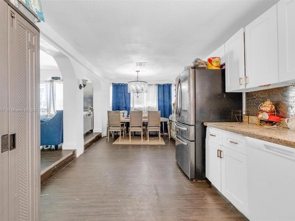 1675 NE 160th St, North Miami Beach FL 33162