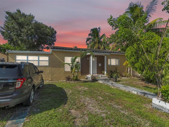 1675 NE 160th St, North Miami Beach FL 33162