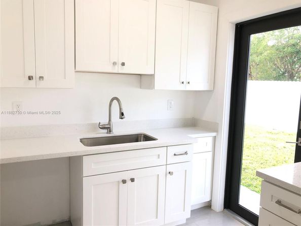 Undisclosed Address #A11882730, North Miami Beach FL 33179