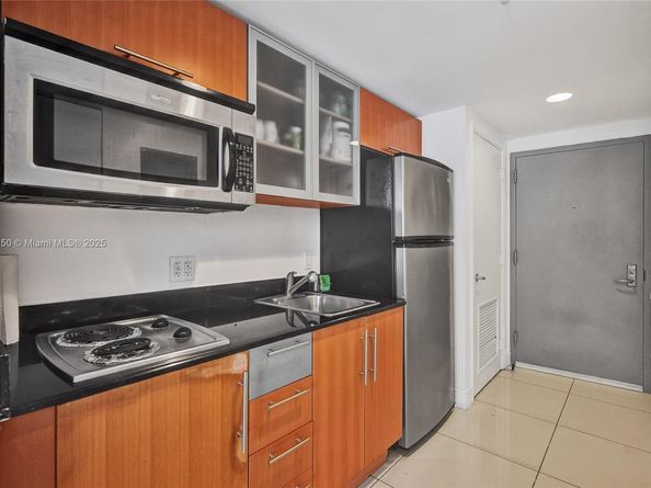 1750 N Bayshore Dr 4007, Miami FL 33132