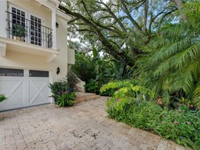 1036 S Greenway Dr, Coral Gables FL 33134