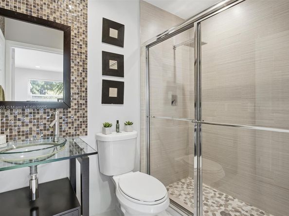 5601 SW 195th Ter, Southwest Ranches FL 33332