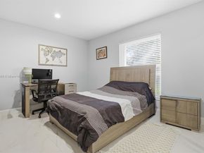 5601 SW 195th Ter, Southwest Ranches FL 33332