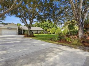 5601 SW 195th Ter, Southwest Ranches FL 33332