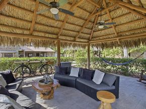 5601 SW 195th Ter, Southwest Ranches FL 33332