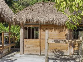 5601 SW 195th Ter, Southwest Ranches FL 33332