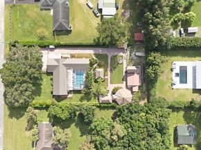 5601 SW 195th Ter, Southwest Ranches FL 33332