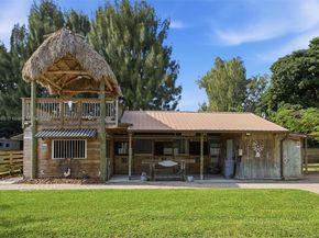 5601 SW 195th Ter, Southwest Ranches FL 33332