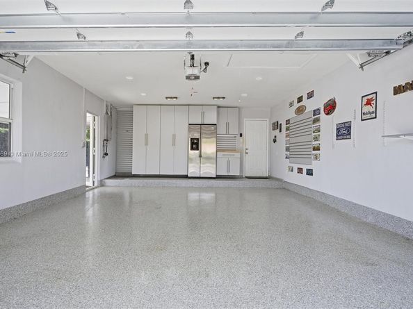 5601 SW 195th Ter, Southwest Ranches FL 33332