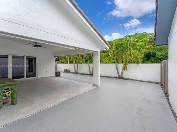11186 SW 75th Ter, Miami FL 33173