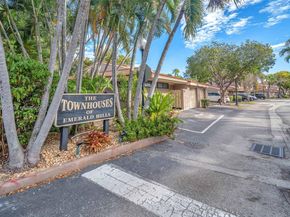 107 Heatherbrook Way 145, Hollywood FL 33021