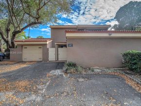 107 Heatherbrook Way 145, Hollywood FL 33021