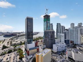 121 NE 5th Steet 3313, Miami FL 33132