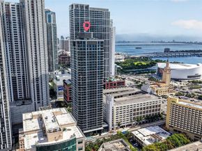 121 NE 5th Steet 3313, Miami FL 33132