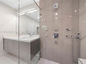 3141 N Bay Rd, Miami Beach FL 33140