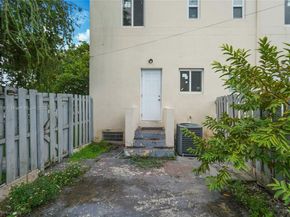 8301 NW 5th Ave 8301, Miami FL 33150