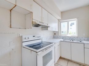 8301 NW 5th Ave 8301, Miami FL 33150