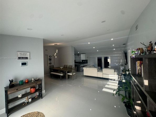 1051 NW 128th Ave, Miami FL 33182