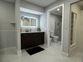 1051 NW 128th Ave, Miami FL 33182