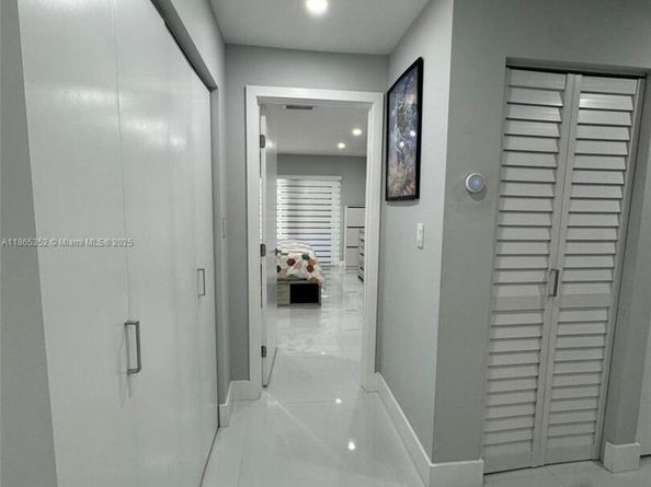 1051 NW 128th Ave, Miami FL 33182