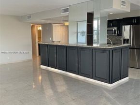 1000 Parkview Dr 920, Hallandale Beach FL 33009