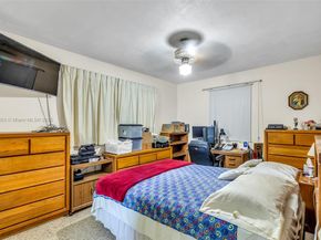 6820 SW 71st Ct, Miami FL 33143