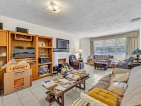 6820 SW 71st Ct, Miami FL 33143