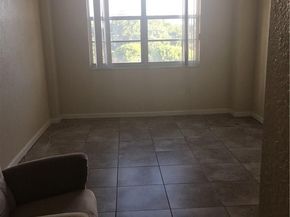 15600 NW 7th Avenue 421, Miami FL 33169