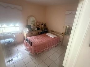 511 NW 33rd Ave, Miami FL 33125