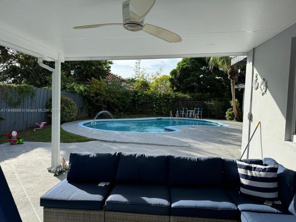 4311 SW 95th ct, Miami FL 33165