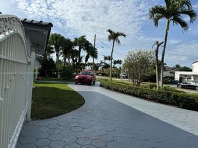 4311 SW 95th ct, Miami FL 33165