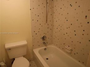 430 Commodore Dr 314, Plantation FL 33325