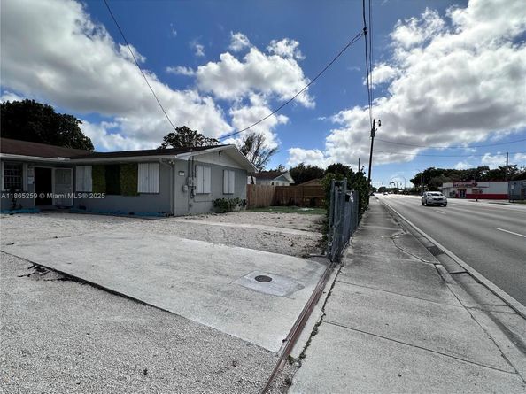 5895 NW 12th Ave, Miami FL 33127