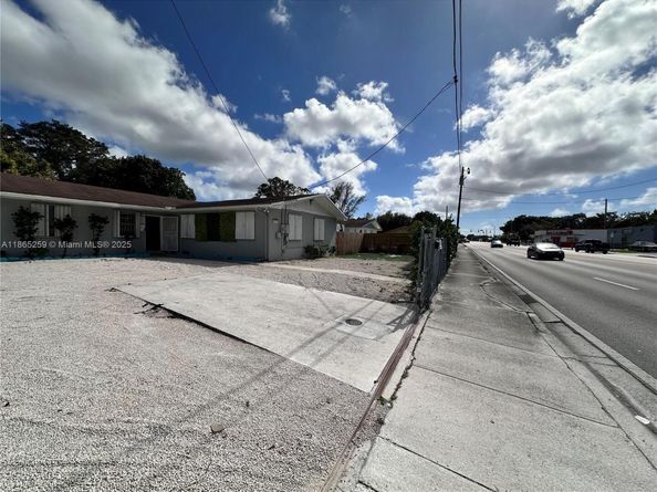 5895 NW 12th Ave, Miami FL 33127